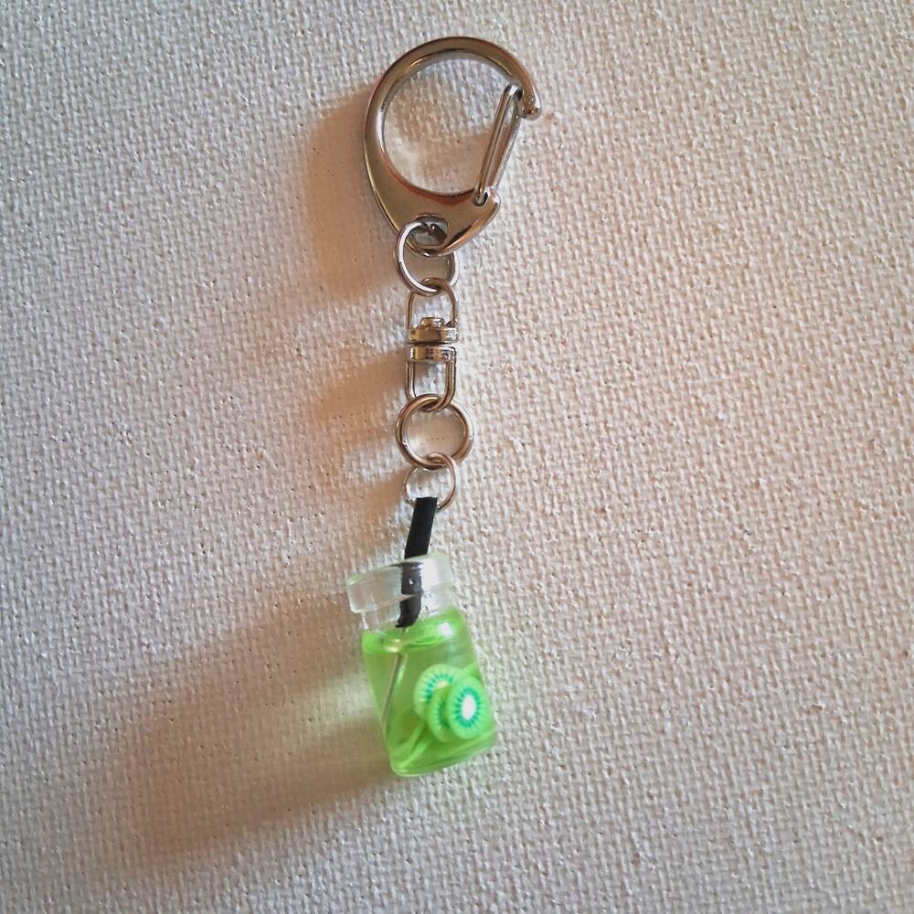 Cute Kiwi Keychain Silver METAL Dangle Drink CHARM Handmade